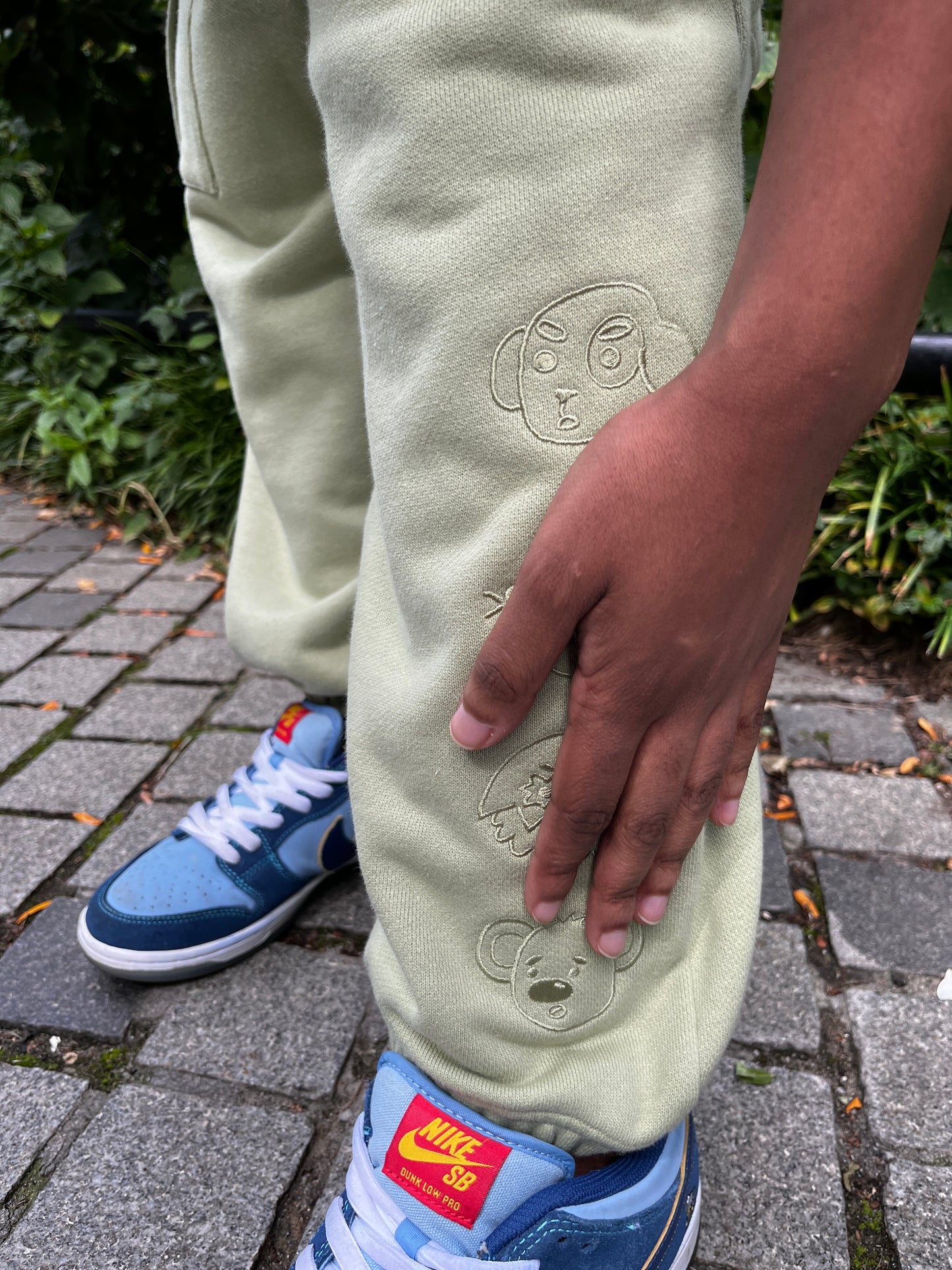 6 Pocket Embroidered Sweat Pants - Evergreen Fog